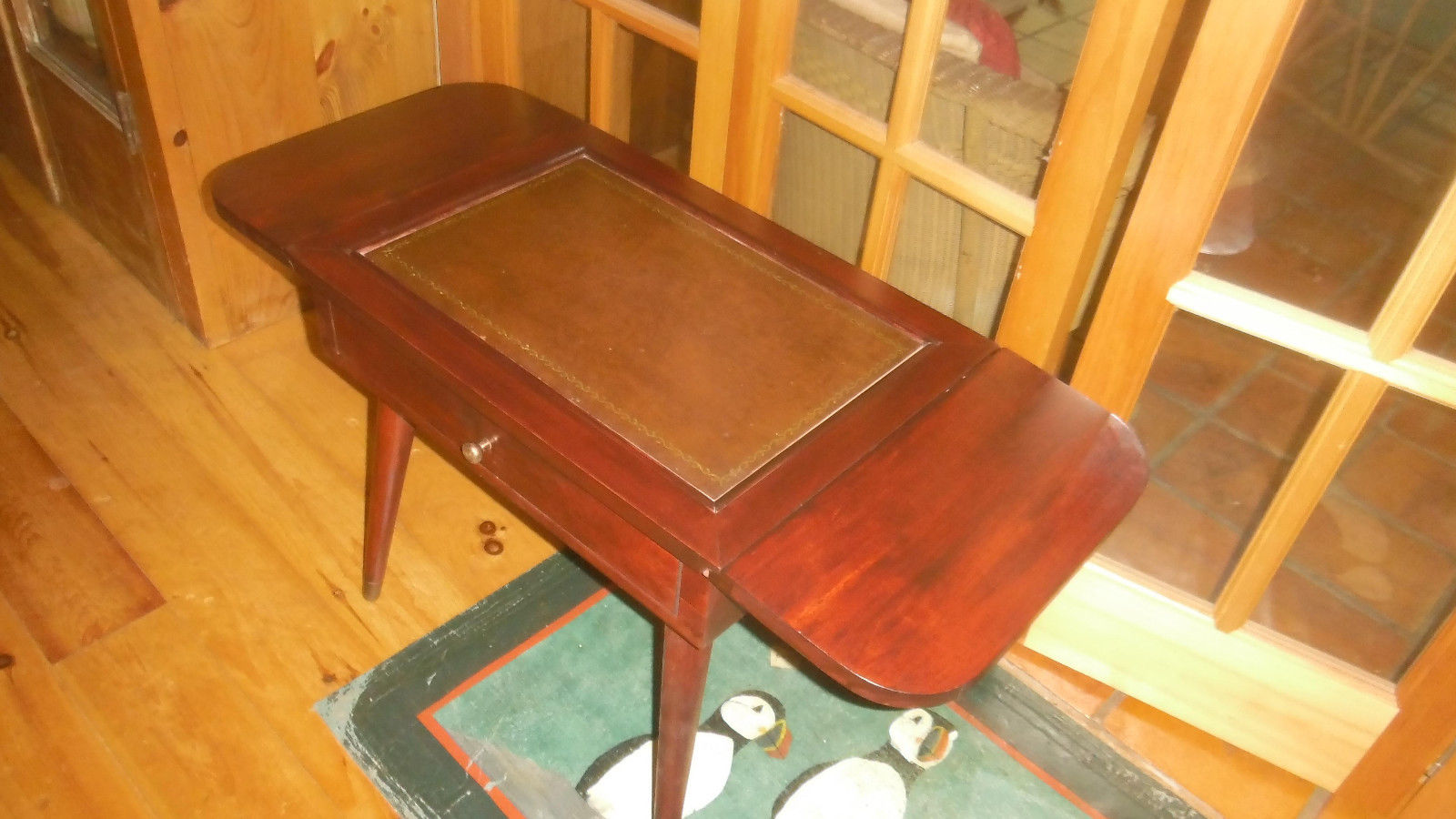 Vintage Mahogany Silverware Flatware Cutlery Table Chest on Legs with 2 Leaves