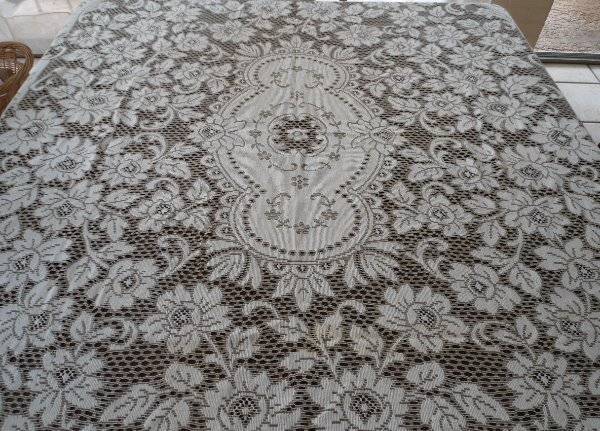 Vintage Beige French Lace Tablecloth Embroidered Nottingham Floral Deco 64"