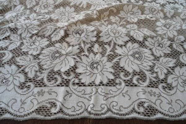 Vintage Beige French Lace Tablecloth Embroidered Nottingham Floral Deco 64"