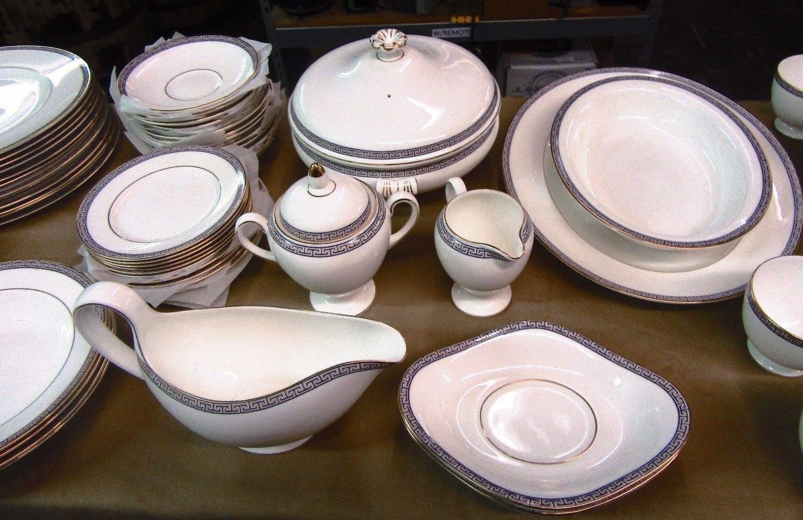 74 pc Set Wedgwood Bone China Palatia Pattern 10-3/4" 8" 6" & Saucer Plates Cups