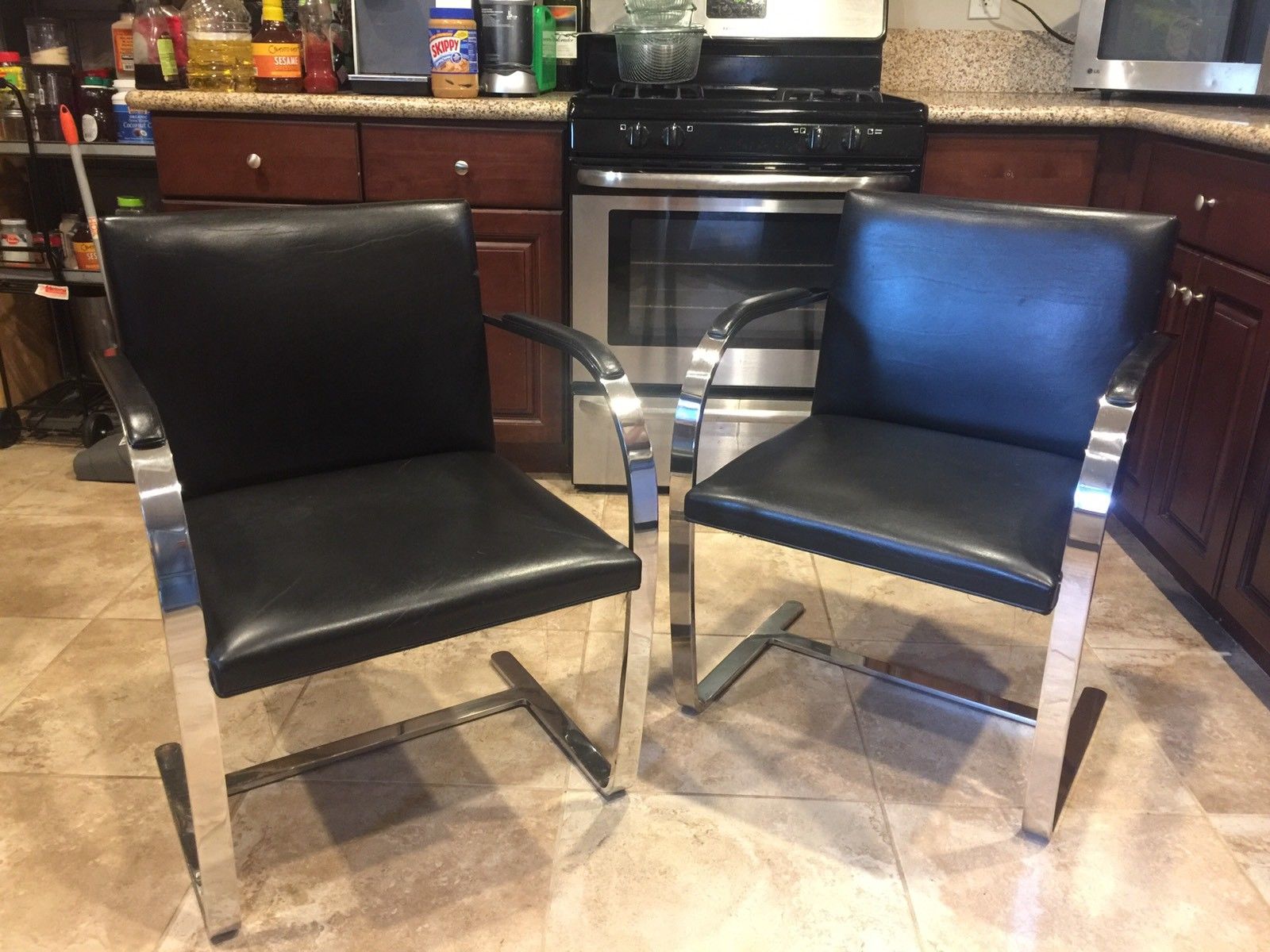 2 Mid Century Modern Leather Flat Bar Brno Chairs By Mies Van Der Rohe By Knoll