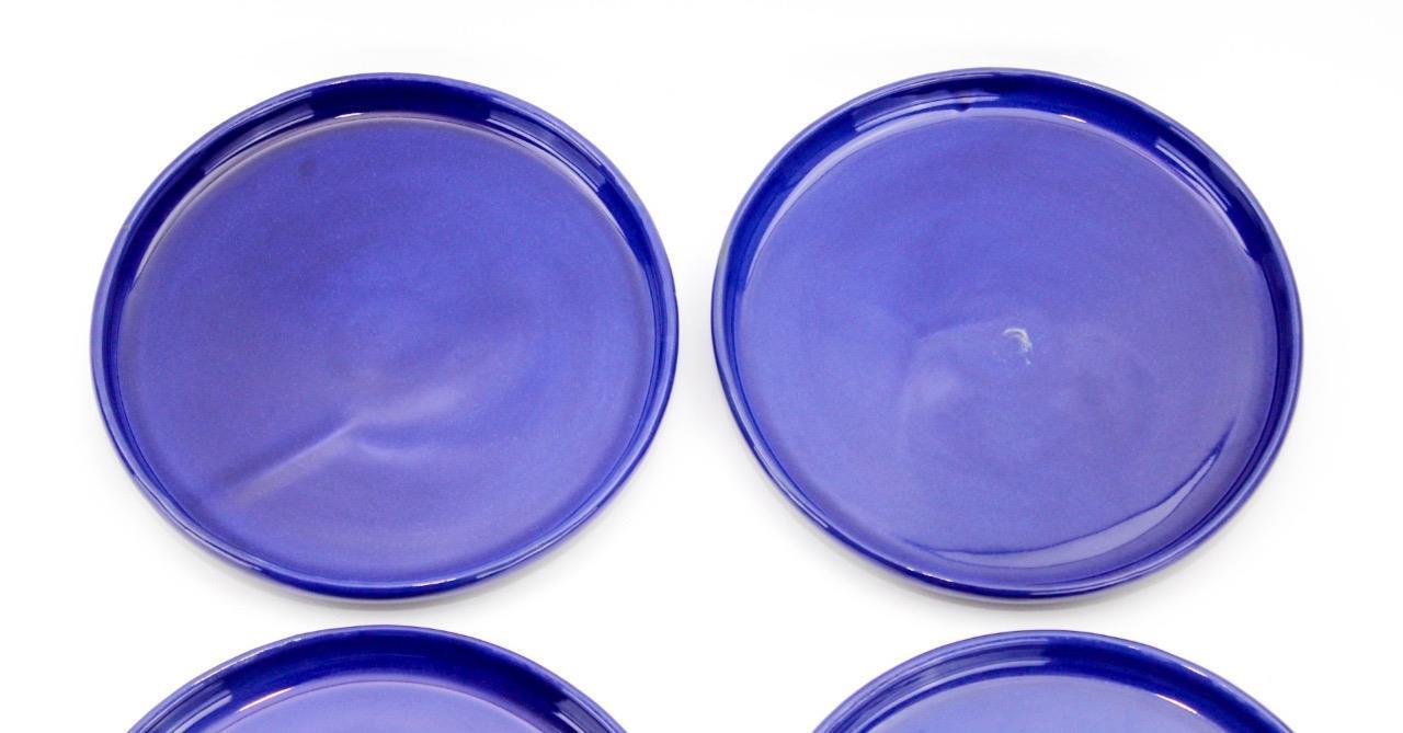 VINTAGE WELLFLEET POTTERY COBALT BLUE SET OF FOUR 10" DINNER PLATES RARE