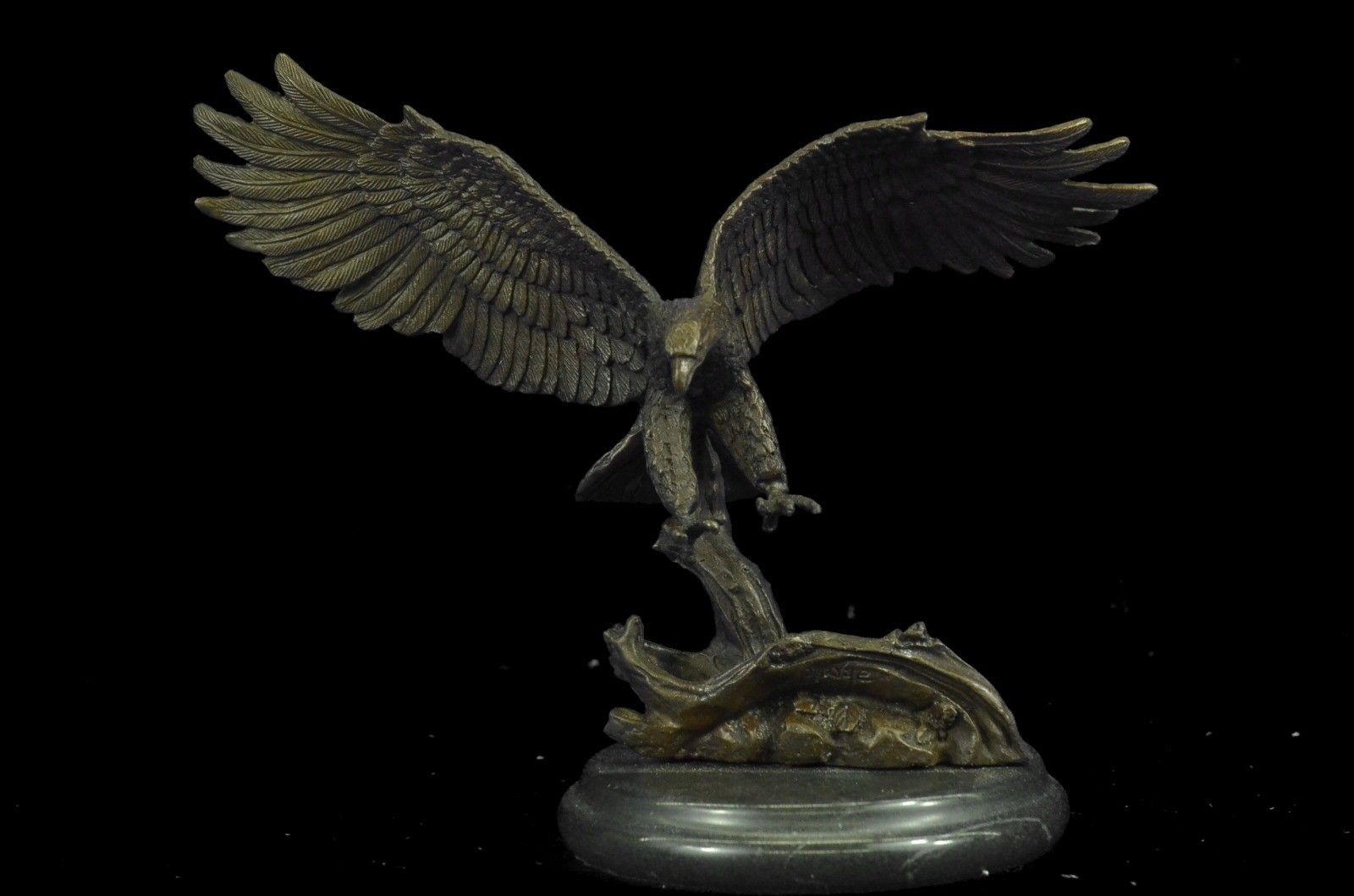 Sculpture Statue EAGLE IN FLIGHT CLASSICAL FIGURINE FOWL ART DECO FIGURE Bronze