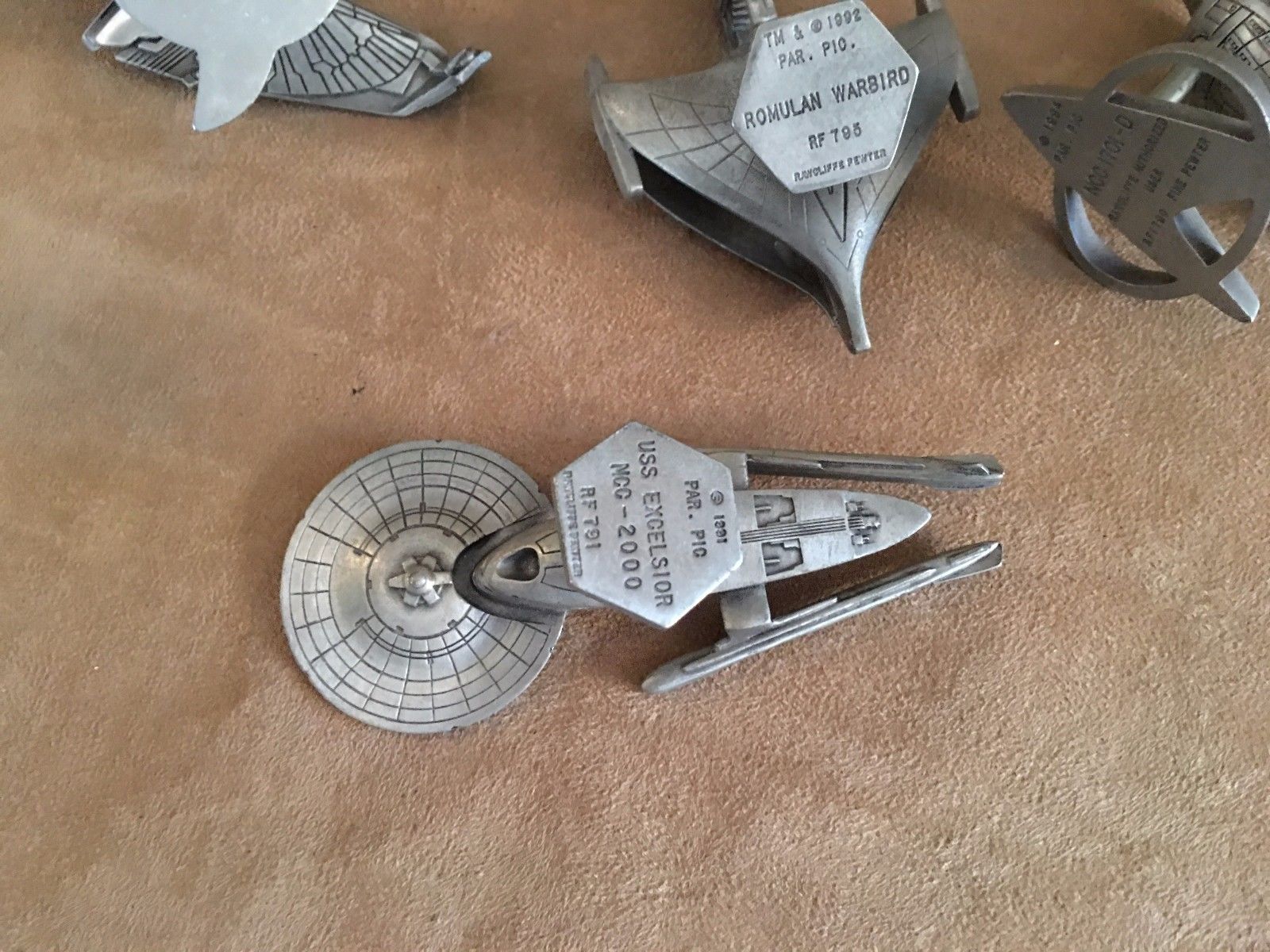 Star Trek pewter birds of prey action figure lot vintage sculpture fighter ship