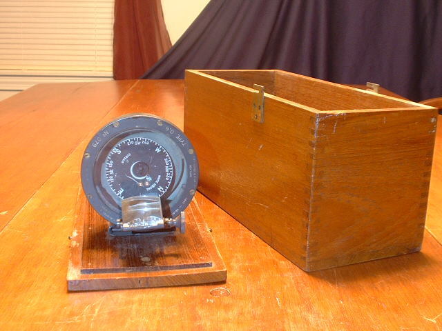 RARE Vintage H. Hughes & Sons London Hand Held Marine Compass in Box