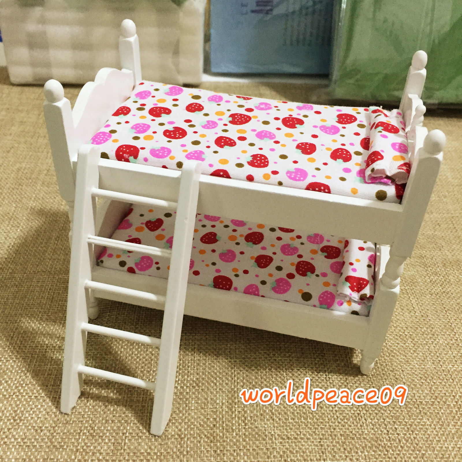 Dollhouse Miniature Children Bedroom Sweet Strawberry Bunk Bed 1:12 Scale Model