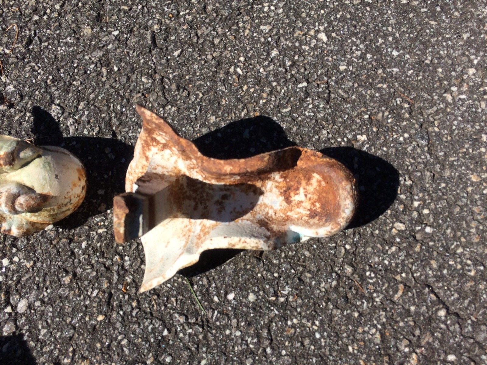 Antique Clawfoot Tub Feet