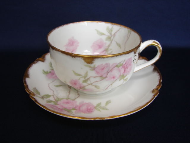 Haviland Limoges Pink BALTIMORE ROSE Schleiger 1151 Cup & Saucer Gold Trim