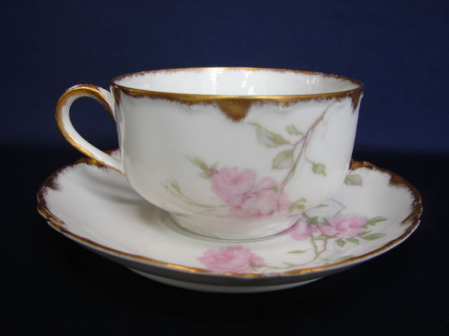 Haviland Limoges Pink BALTIMORE ROSE Schleiger 1151 Cup & Saucer Gold Trim