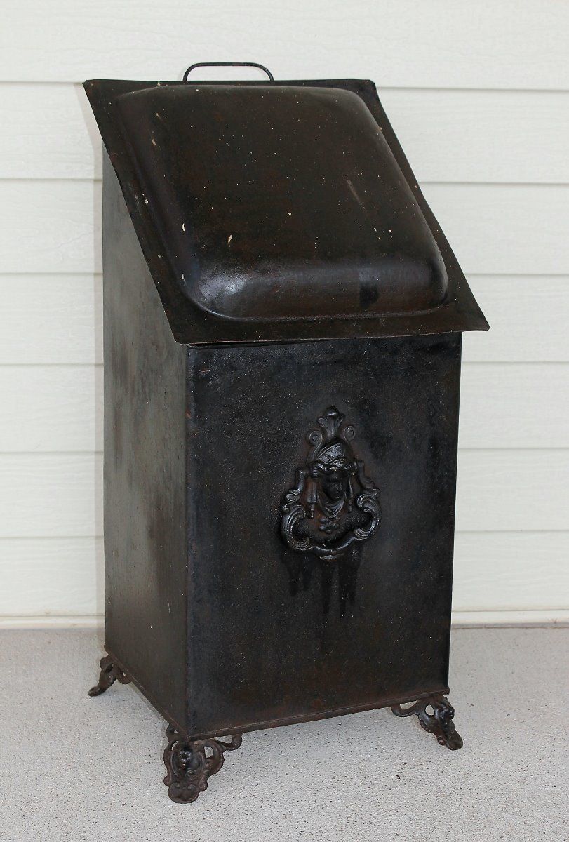 Antique Lion Head Feet Victorian Lady Coal Scuttle Ash Bin Fireplace Hod w Liner