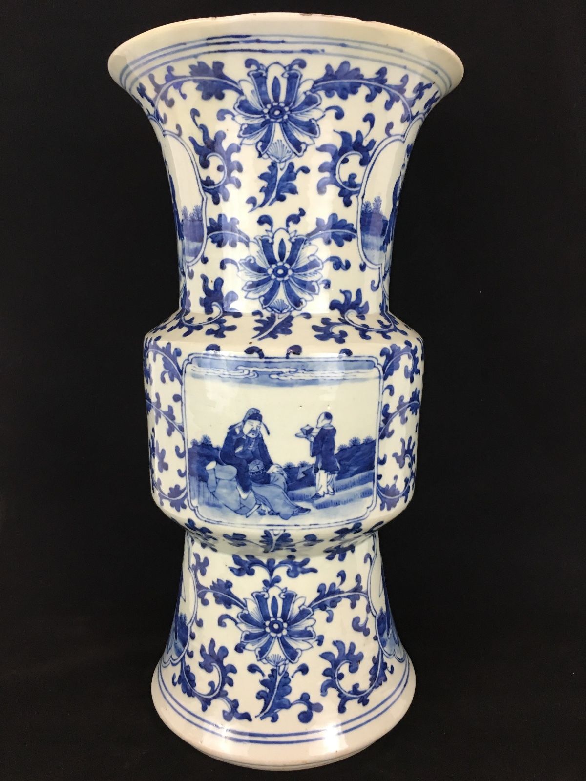 Large Chinese Blue & White Yen Yen Form Vase 19th Century, Qing Dynasty