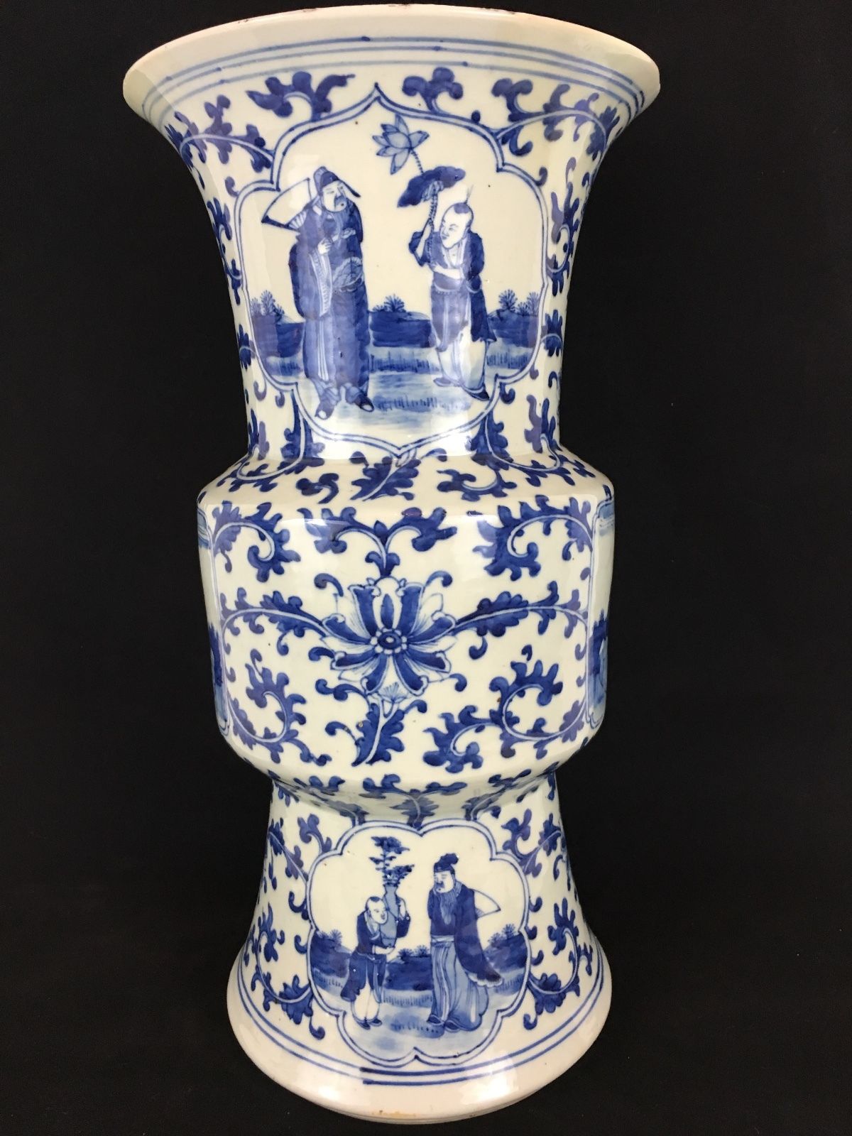 Large Chinese Blue & White Yen Yen Form Vase 19th Century, Qing Dynasty