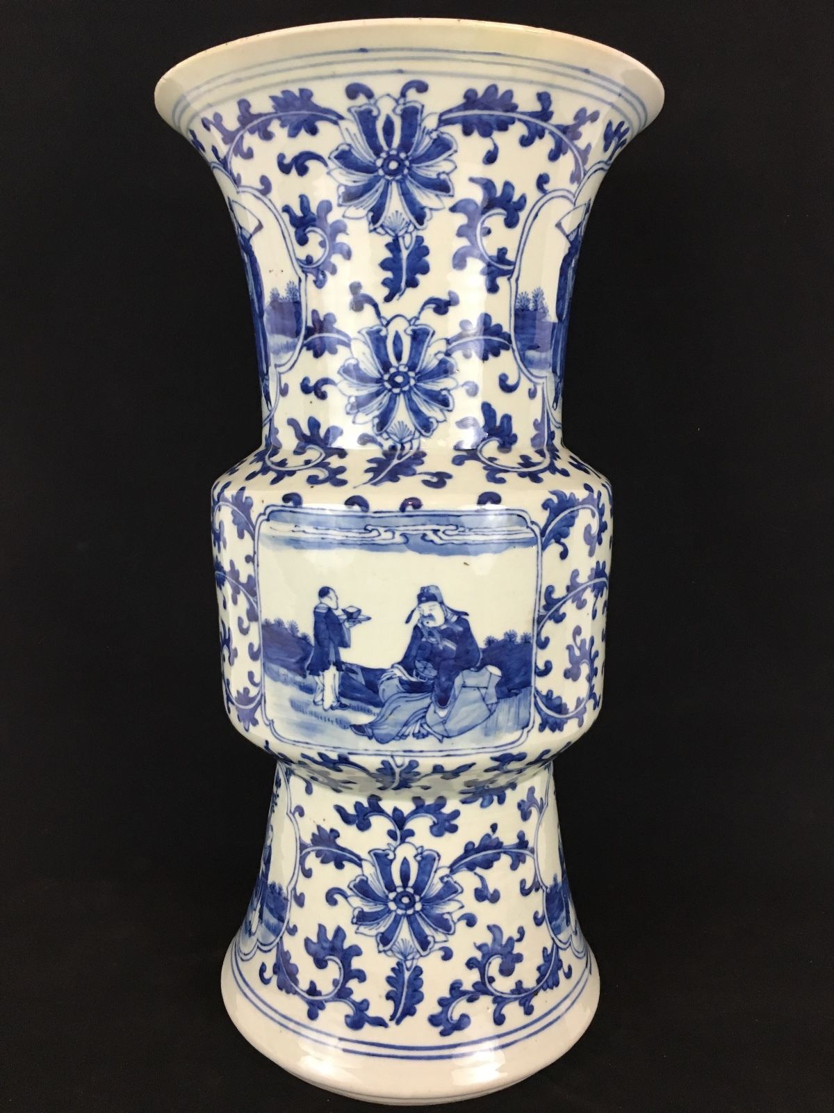 Large Chinese Blue & White Yen Yen Form Vase 19th Century, Qing Dynasty