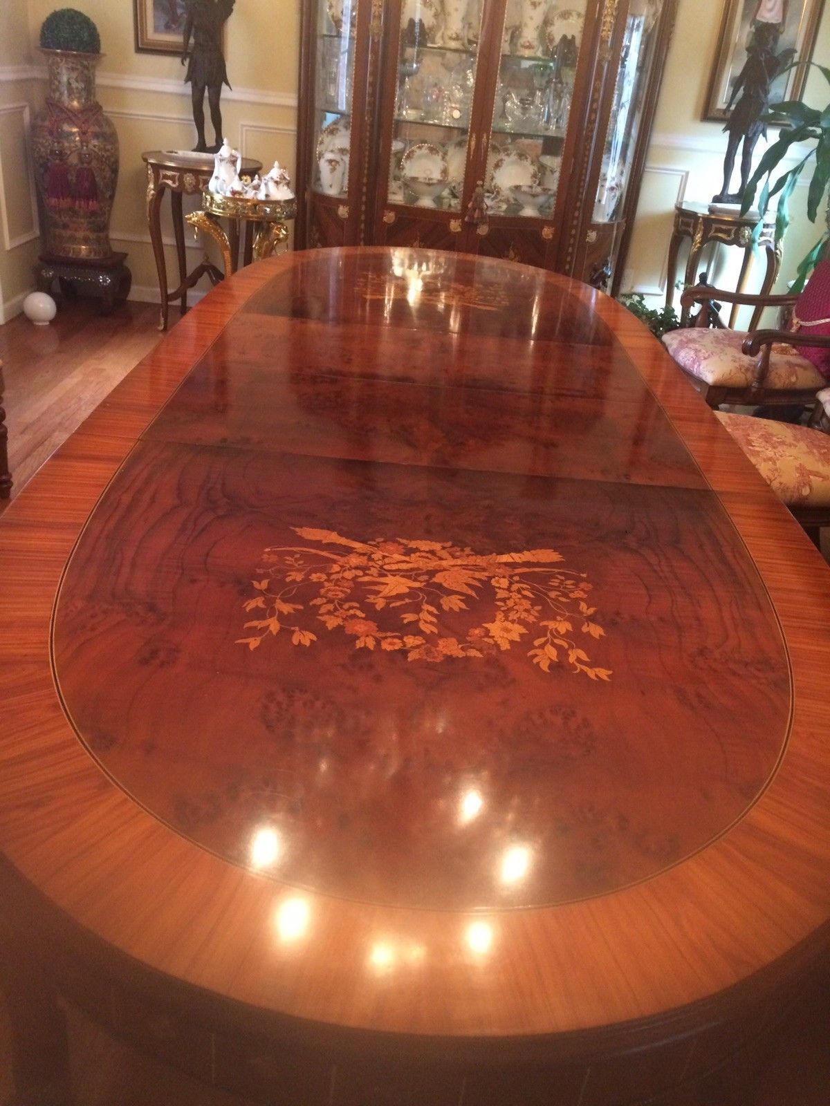 French Style Empire Dining Table (circa 1930)