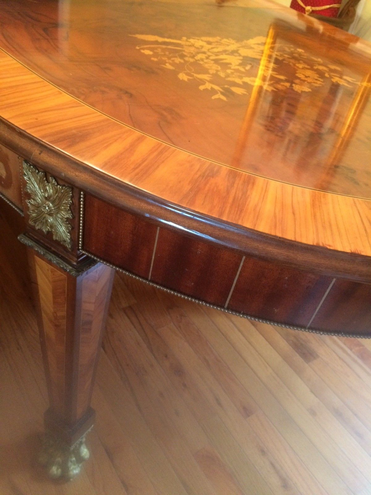 French Style Empire Dining Table (circa 1930)