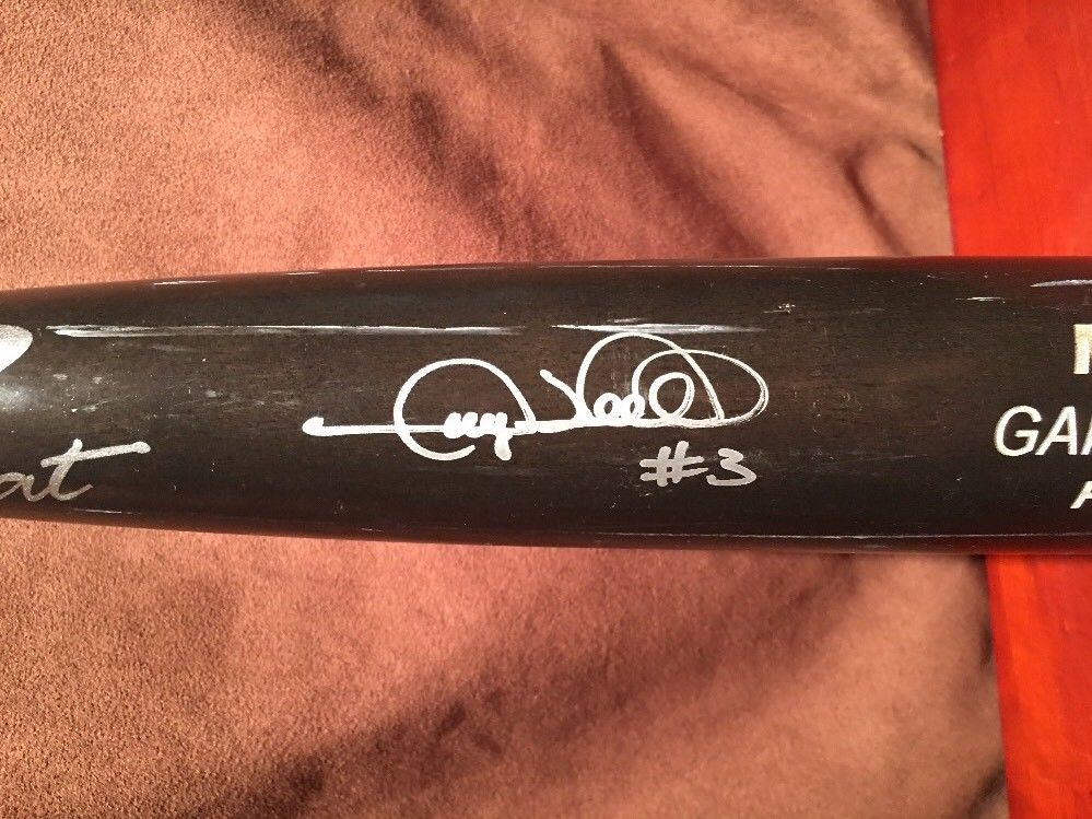 **Gary Sheffield** Personally Game Used Bat Authenticated Sheffield Hologram MLB