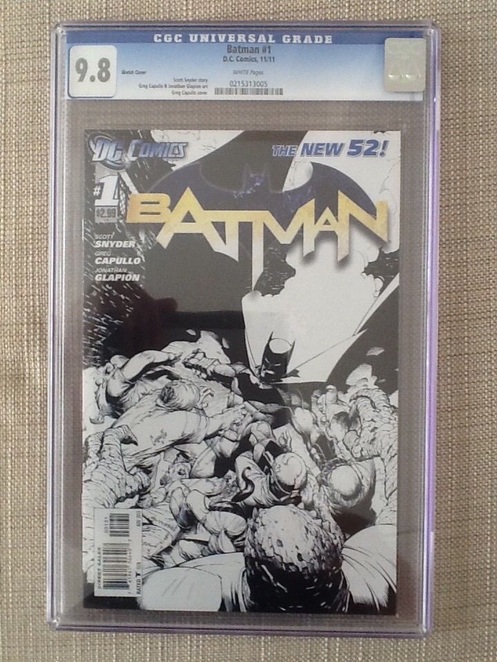 Batman #1 Black and White Variant 1:200 The New 52 CGC 9.8