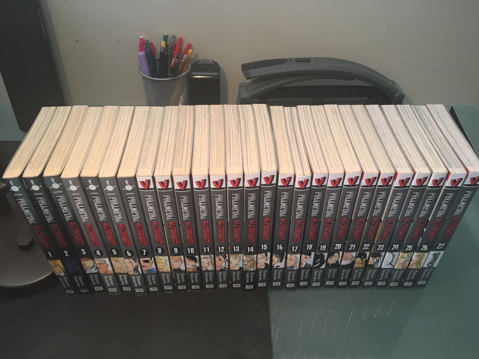 Fullmetal Alchemist Vol. 1-27 complete series English Manga