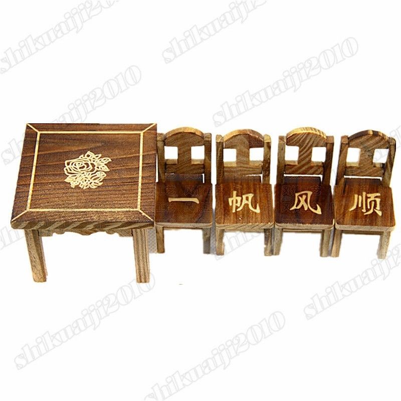 Wooden Dollhouse Miniature Furniture Mini Dining Room 1pc Table & 4pcs Chair Toy