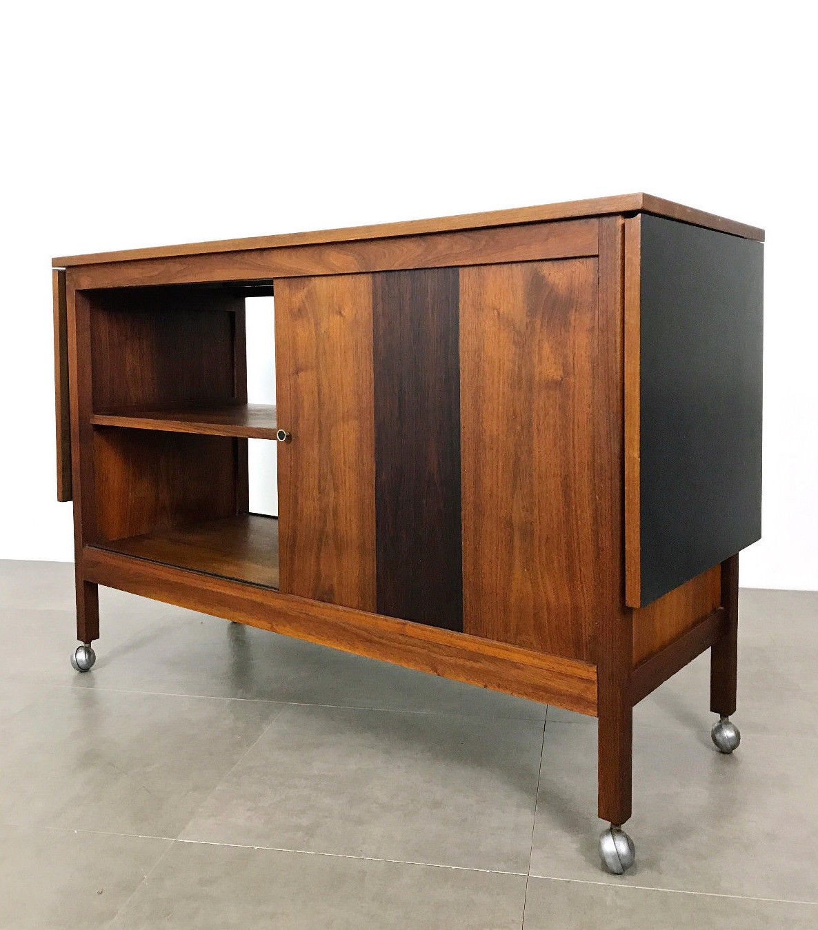 Mid Century Modern Walnut Rosewood Drop Leaf Expanding Bar Cart Credenza Buffet