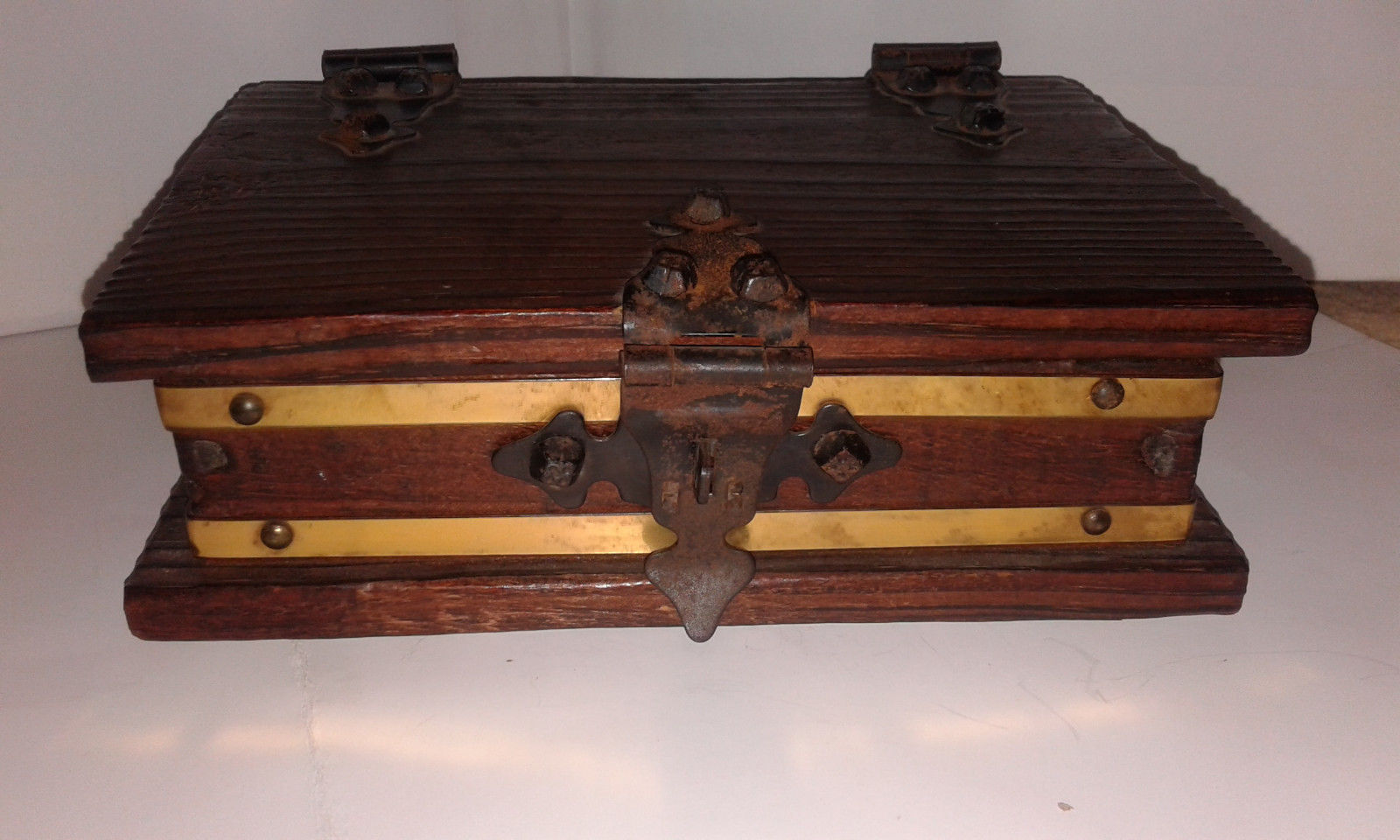 Antique Vintage Old  Wood Hand Carved Box Wooden