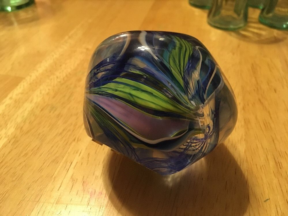 SIGNED BECK MULTI COLOR SWIRL BLUE GREEN HAND BLOWN ART GLASS PAPERWEIGHT