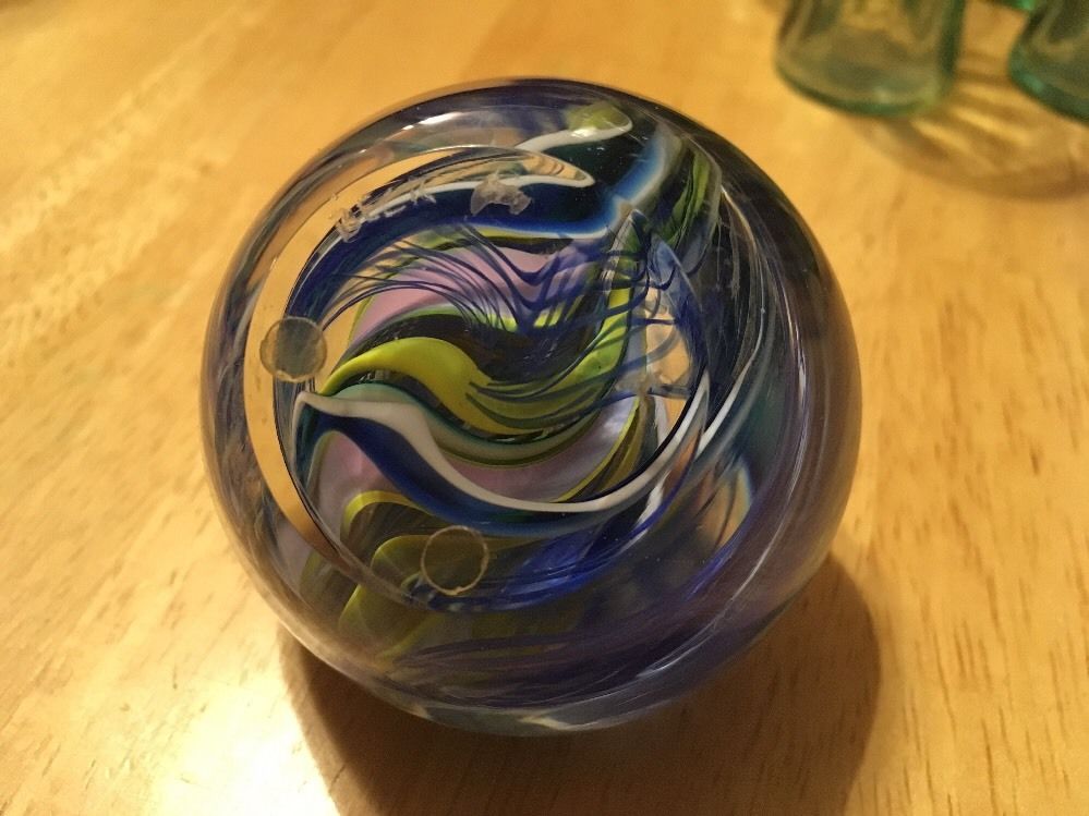 SIGNED BECK MULTI COLOR SWIRL BLUE GREEN HAND BLOWN ART GLASS PAPERWEIGHT