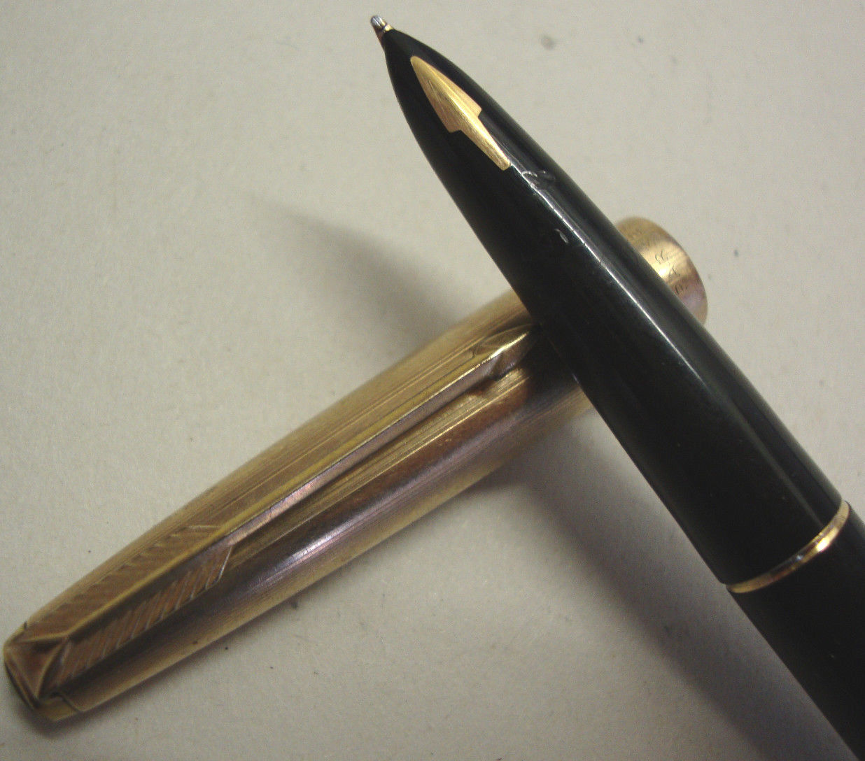 Vintage Parker 61 in black with gold plated cap