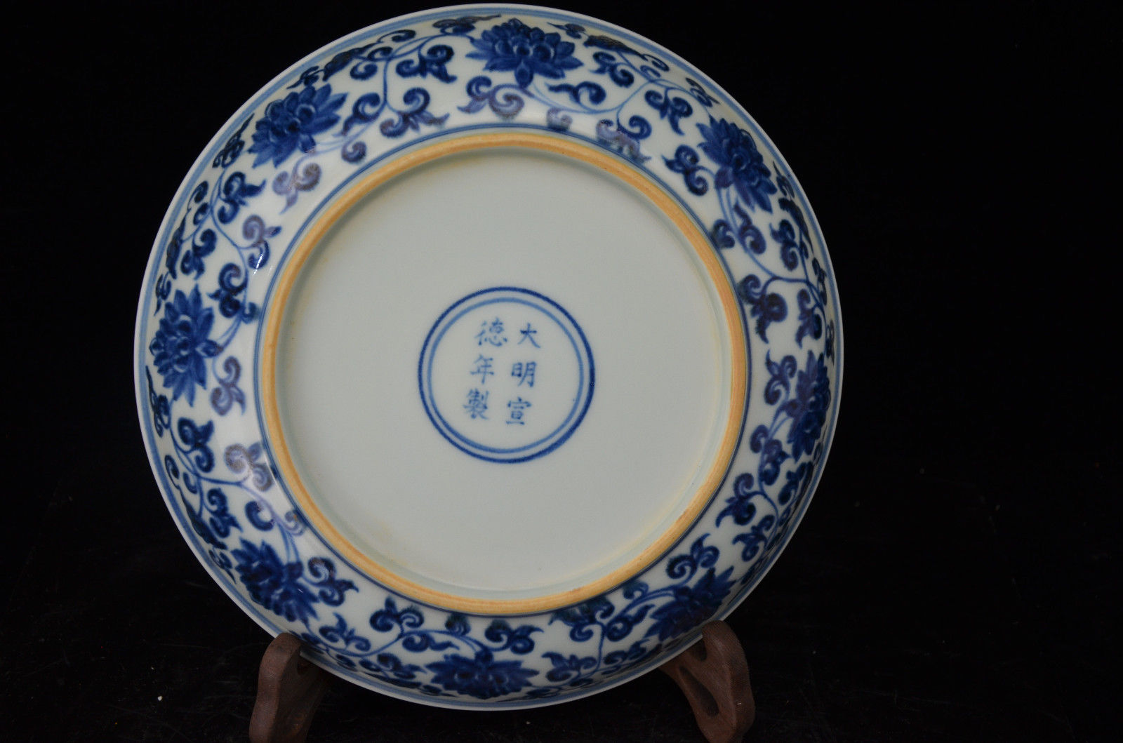 Rare Beautiful Chinese blue and white porcelain dragon&phoenix plate