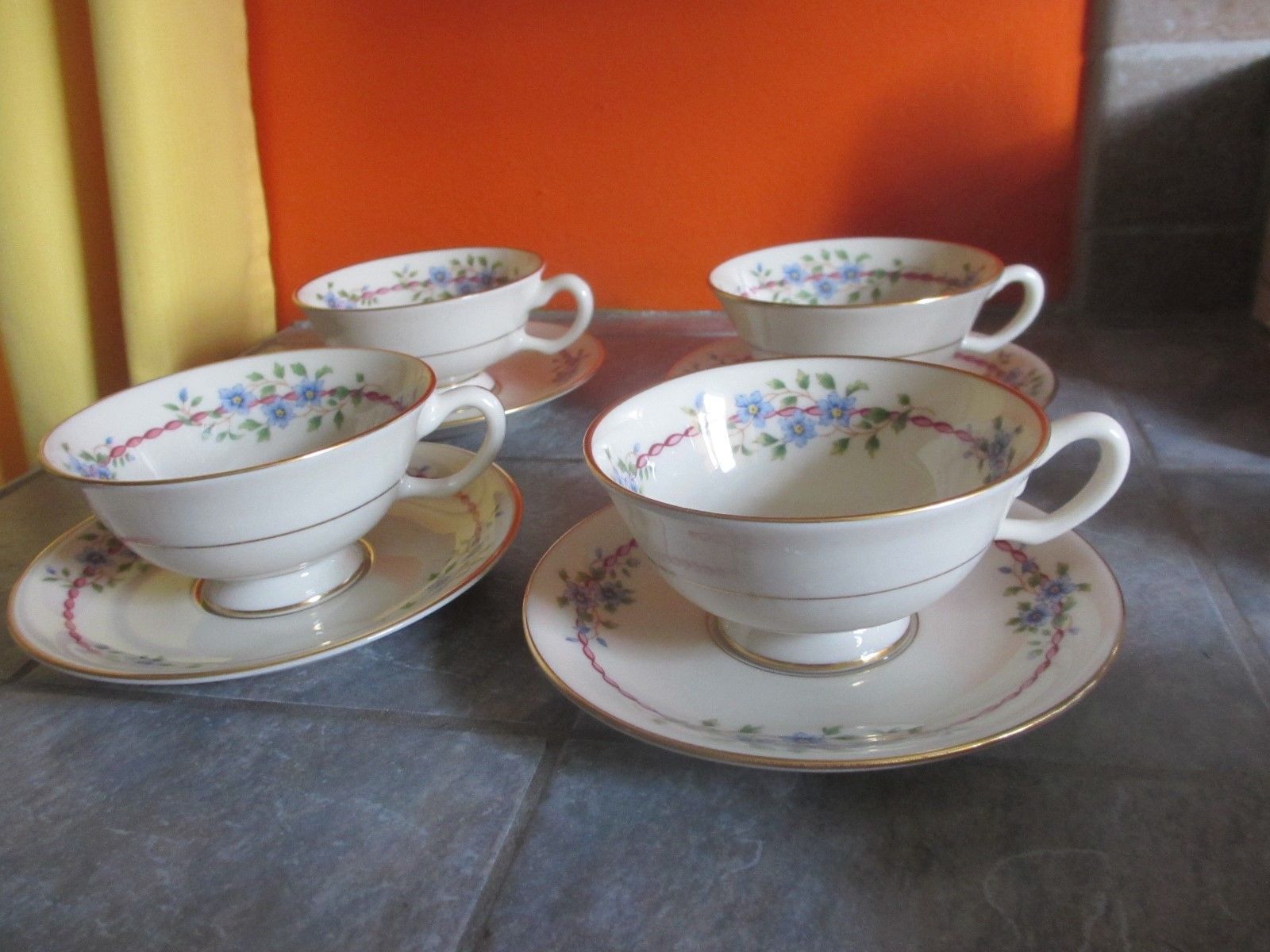 Set of 4 Vintage LENOX " BELVIDERE "  CUP & SAUCER SETS