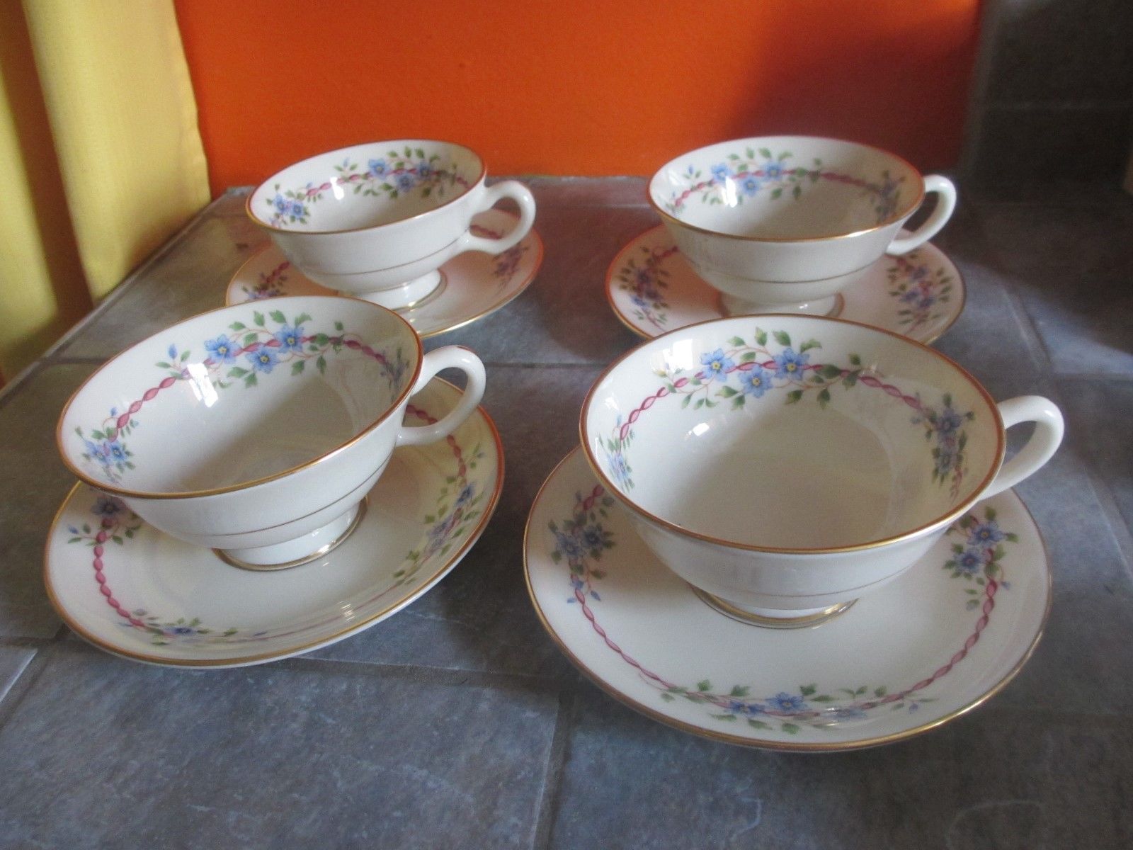 Set of 4 Vintage LENOX " BELVIDERE "  CUP & SAUCER SETS