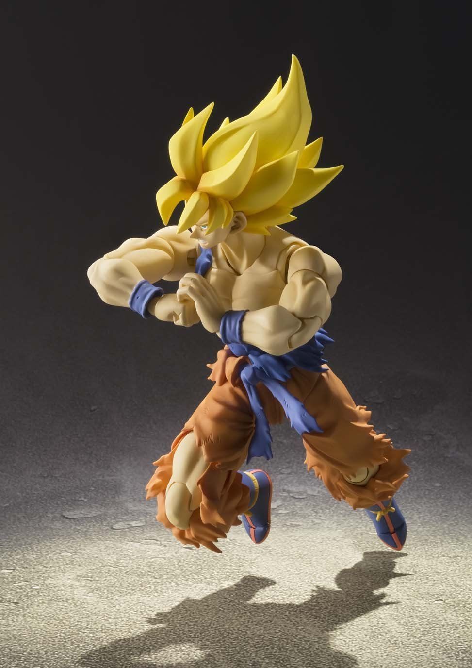 S.H. Figuarts Dragon Ball Z Super Saiyan Awakening Ver. Son Gokou Japan F/S