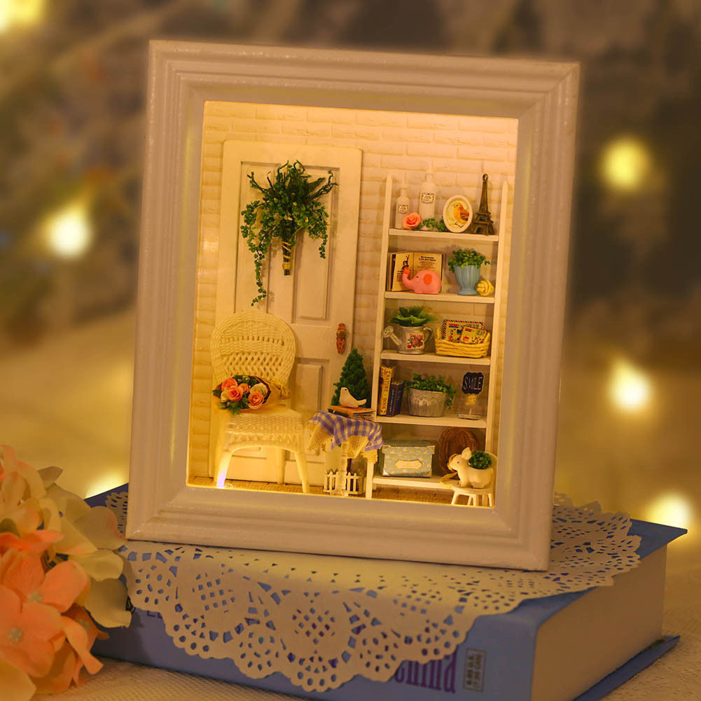 Wood Handmade Doll House Miniature LED Dollhouse Furniture Frame Toy Gift DIY