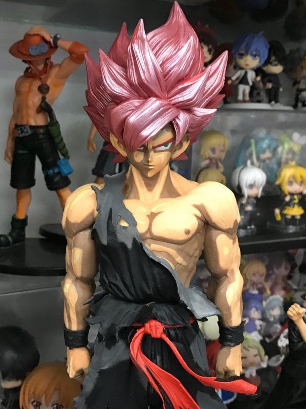 DragonBall Z 12" Super Saiyan Pink Goku PVC Statue MSP Ver.  New