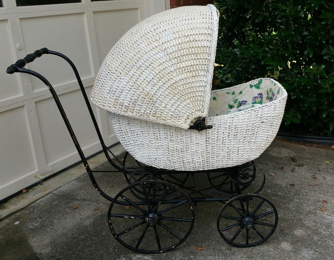 Vintage white wicker, black iron baby buggy/carriage/pram, old, great condition
