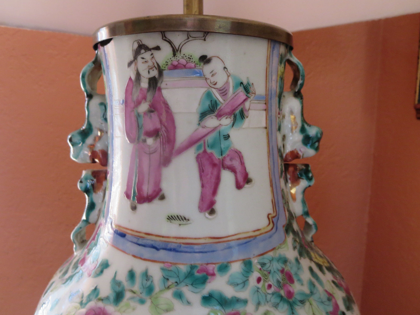 Antique Chinese Famille Rose PORCELAIN Vase Lamp