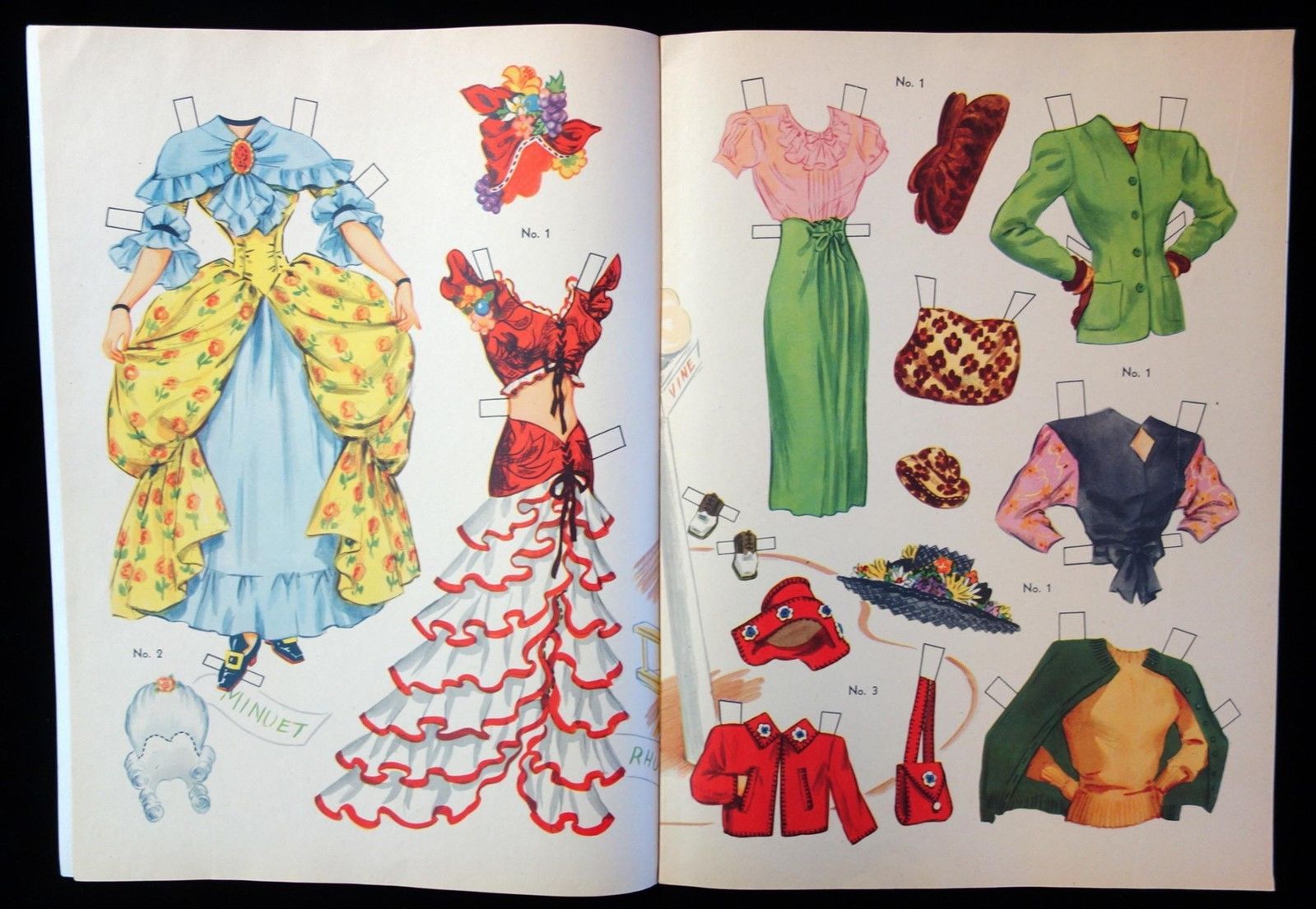 Un-Cut Paper Doll Book Miss Silver Screen w 3 Dolls 1946