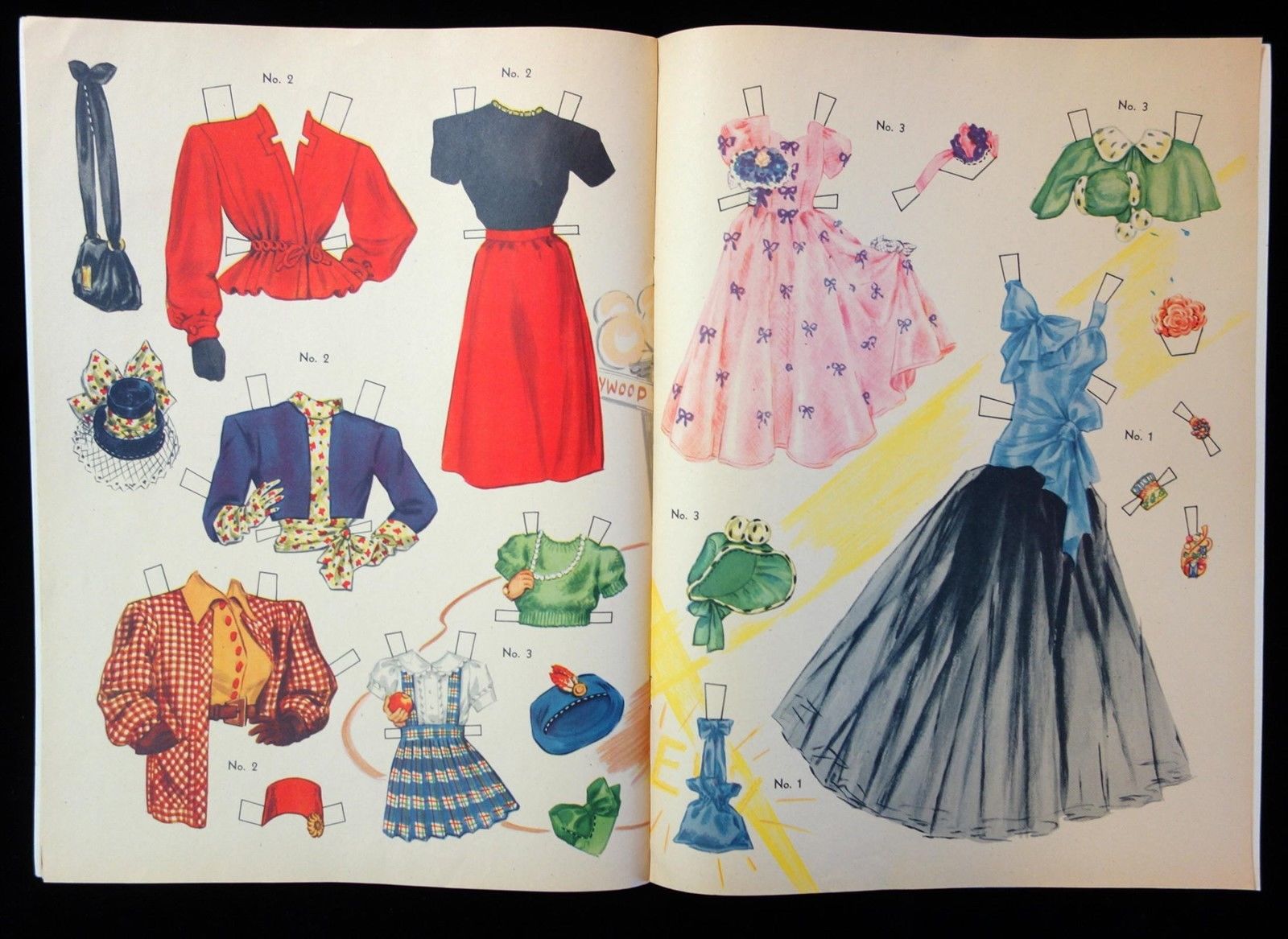 Un-Cut Paper Doll Book Miss Silver Screen w 3 Dolls 1946