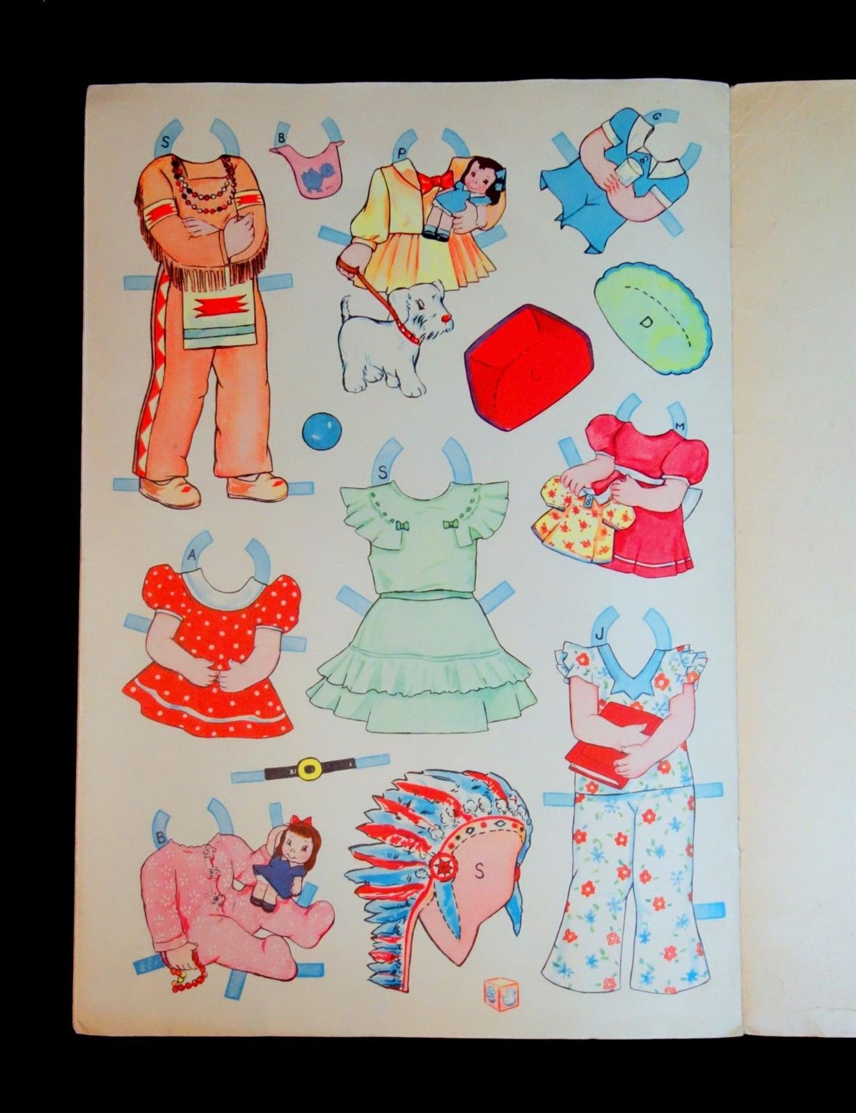 Un-Cut Paper Doll Book Play with Paper Dolls - 1941