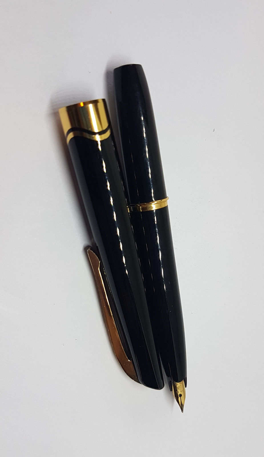 VINTAGE PILOT NAMIKI ELITE FOUNTAIN PEN 14K GOLD NIB SIZE " F "