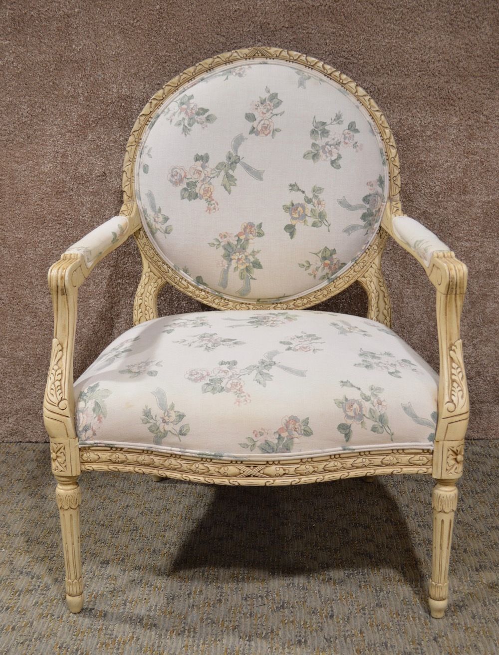 Vintage Ornate Country French Style Floral Linen Fabric Accent Chair