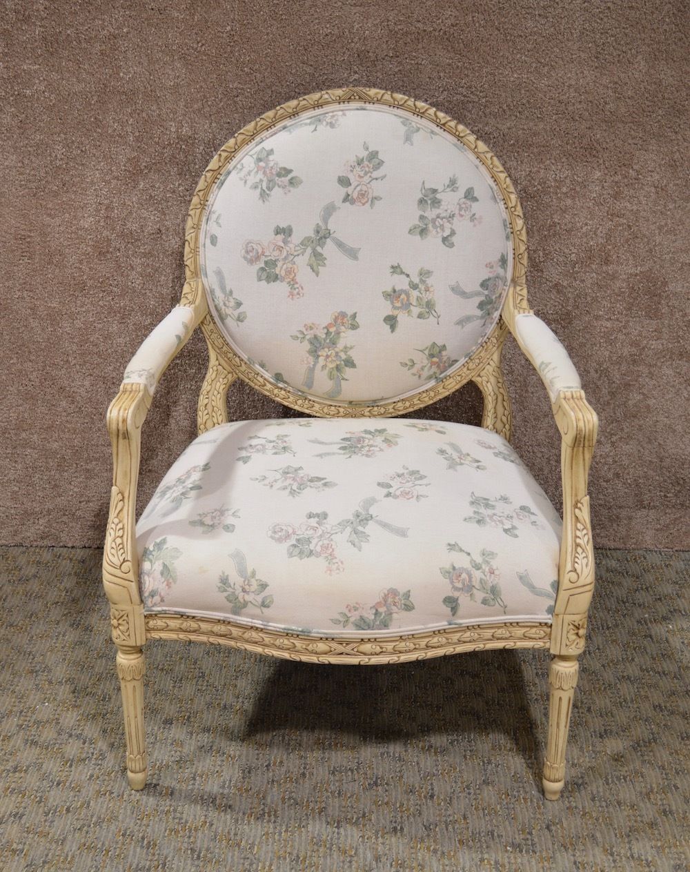 Vintage Ornate Country French Style Floral Linen Fabric Accent Chair