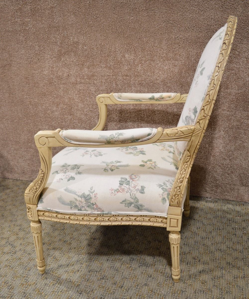 Vintage Ornate Country French Style Floral Linen Fabric Accent Chair