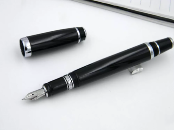 Montblanc Bohemia MB White Star Germany Fountain Pen Black Diamond Silver Clip