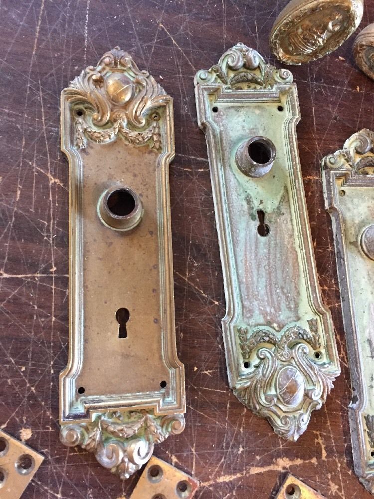 Kg 7 A Lot Antique Bronze Door Hardware Rooster  Pattern