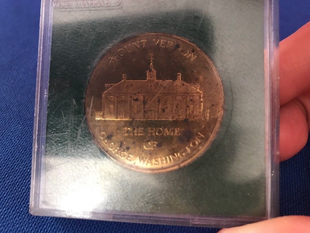 VINTAGE GEORGE WASHINGTON MOUNT VERNON SOLID BRONZE MEDAL WITH CASE