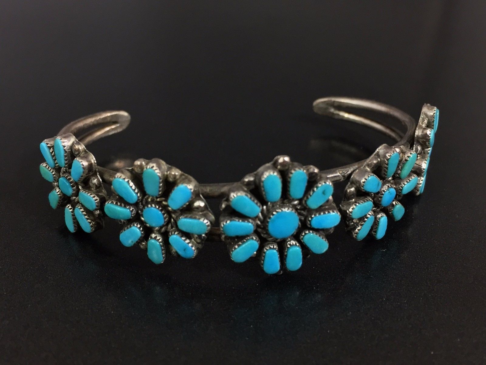 Vintage Native Indian Turquoise Sterling Silver Bracelet Cuff