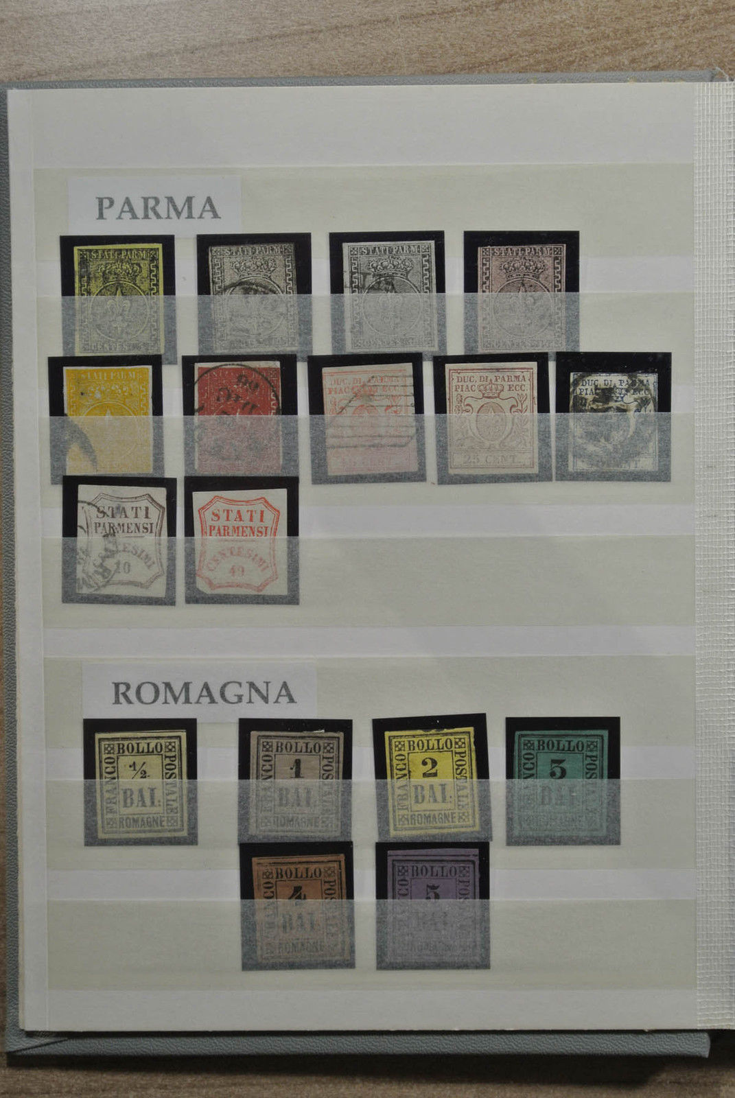 Lot 24725 Collection stamps of Old Italian States.