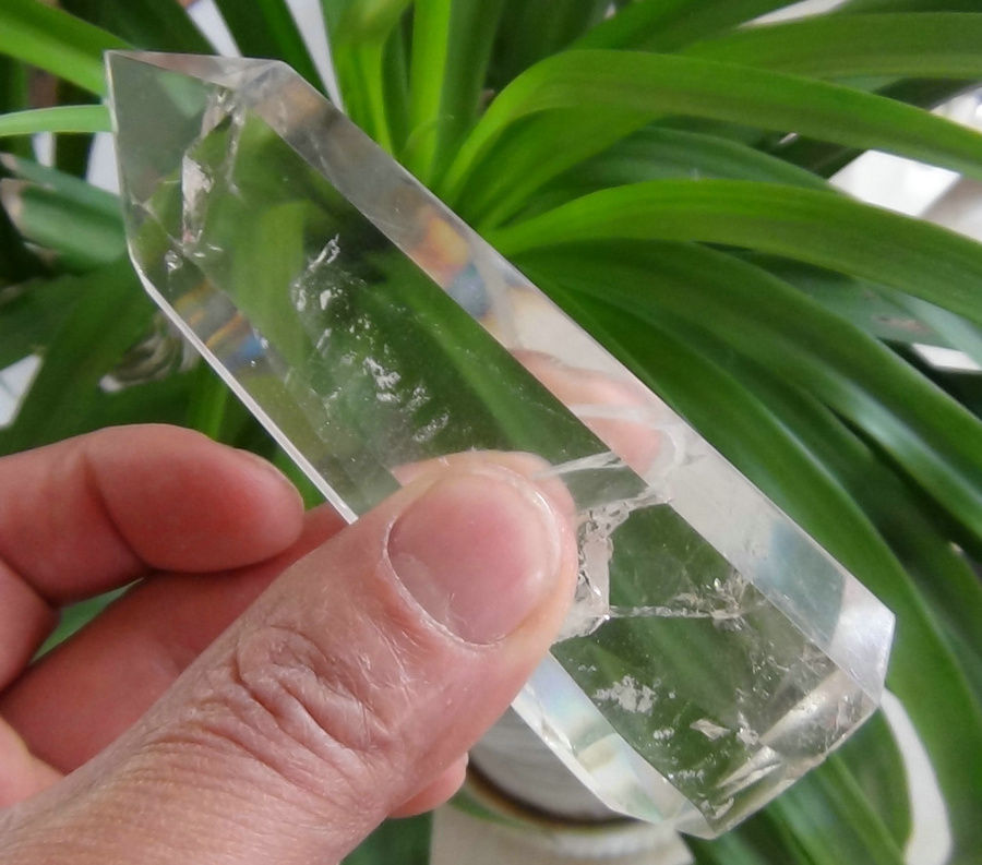 152g  Natural Clear Quartz Crystal Point Tower Polished Healing