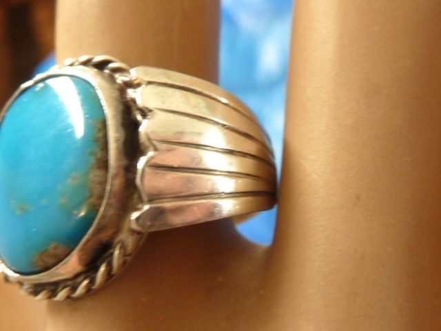 STERLING SILVER NAITVE AMERICAN NAVAJO TURQUOISE VINTAGE RING SZ 9